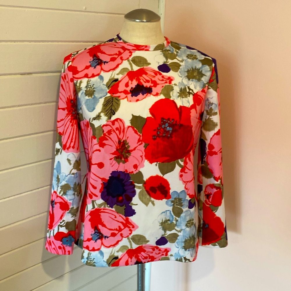 Vintage 1960s Long-sleeved Floral Top, Red/Pink Poppies, Size S/M